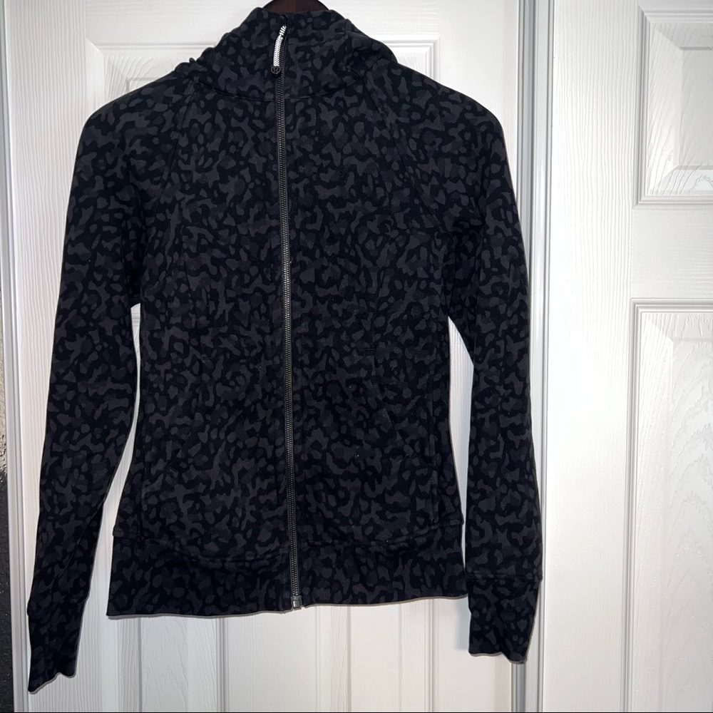 NWOT Lululumeon Scuba Hoodie - Picture 1 of 4